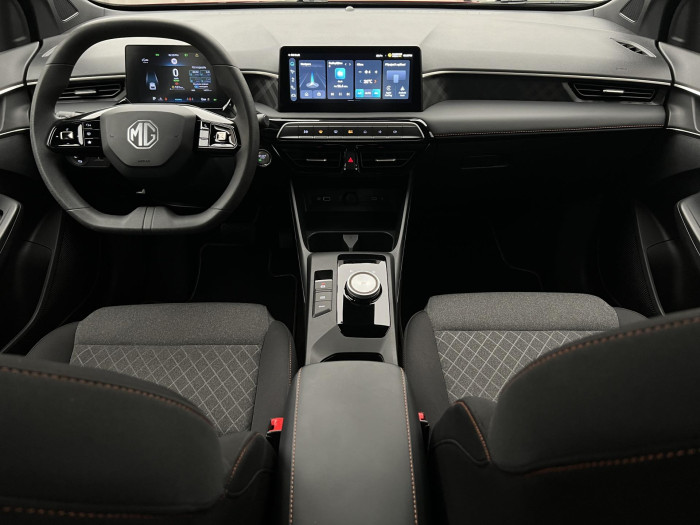 MG MG3 1.5 EMOTION Hybrid+ AUT CZ