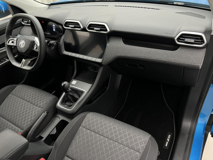 MG ZS 1.5 EXCITE CZ 1.maj.