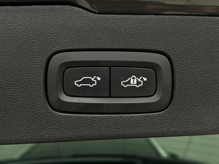 Volvo V60 D3 MOMENTUM PRO 1.maj. 2.0 d Momentum