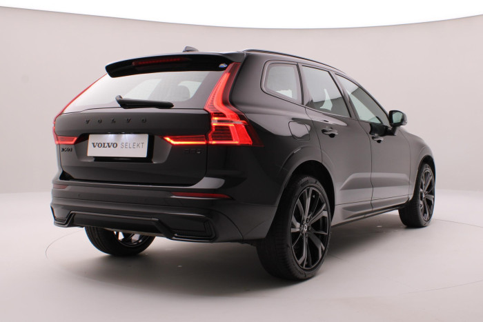 Volvo XC60 B5 AWD R-DESIGN AUT