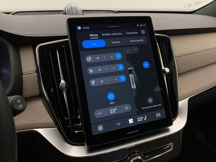 Volvo XC90 T8 AWD RECHARGE BRIGHT ULTRA 7