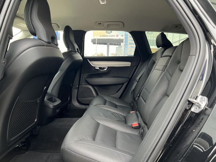 Volvo V90 B4 MOMENTUM Aut 1.maj. 2.0 Momentum