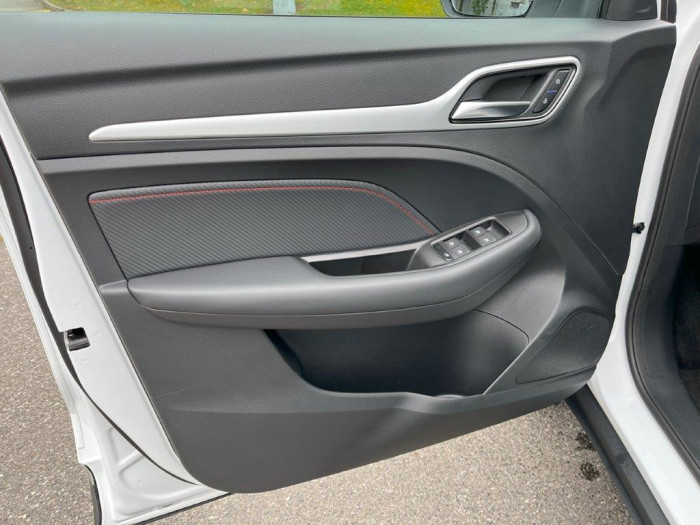 MG ZS EV EMOTION 50kWh REZERVACE