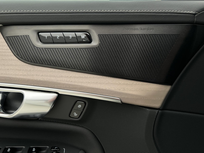 Volvo XC90 T8 AWD RECHERGE PLUS BRIGHT