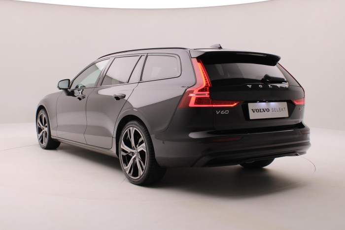 Volvo V60 B4 DARK PLUS AUT CZ