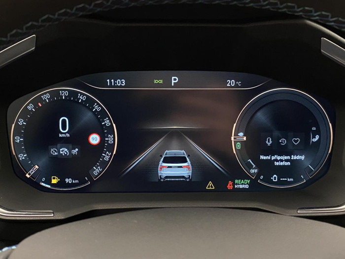 Lynk & Co 01 PHEV DCT AUT 1.maj. REZERVACE