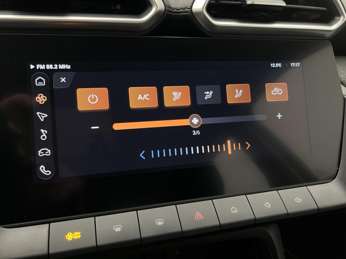 MG ZS 1.5 EXCITE CZ 1.maj.