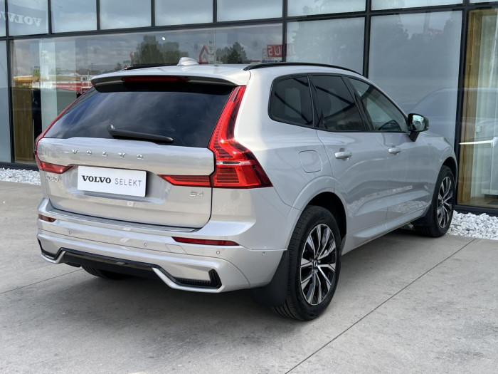 Volvo XC60 B4 PLUS DARK Aut 1.maj. 2.0 Plus