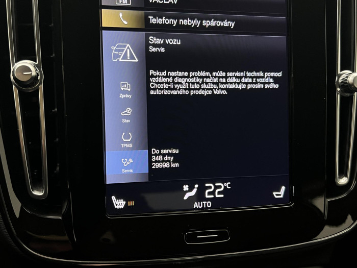 Volvo XC40 D4 AWD MOMENTUM PRO AUT CZ 2.0 d Momentum