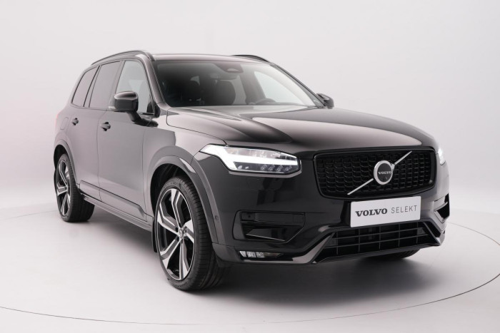 Volvo XC90 B5 AWD ULTIMATE REZERVACE