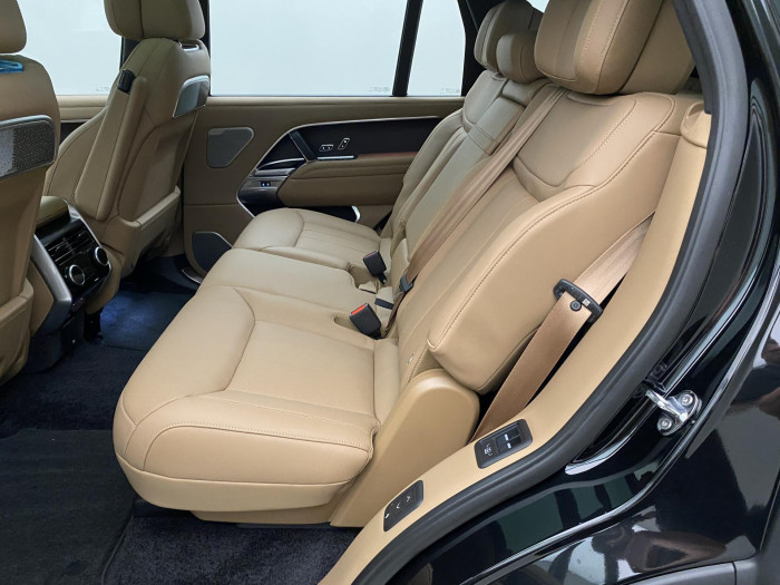 Land Rover Range Rover P530 AUTOBIOGRAPHY LWB