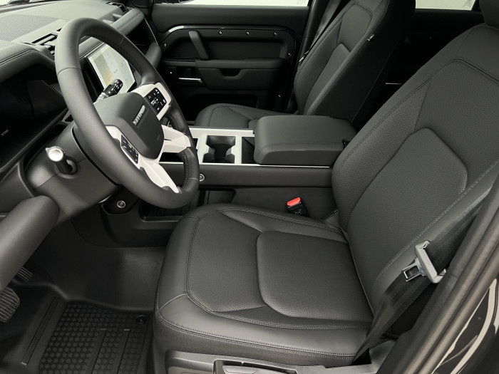 Land Rover Defender 110 D200 S AWD Aut 3.0 d