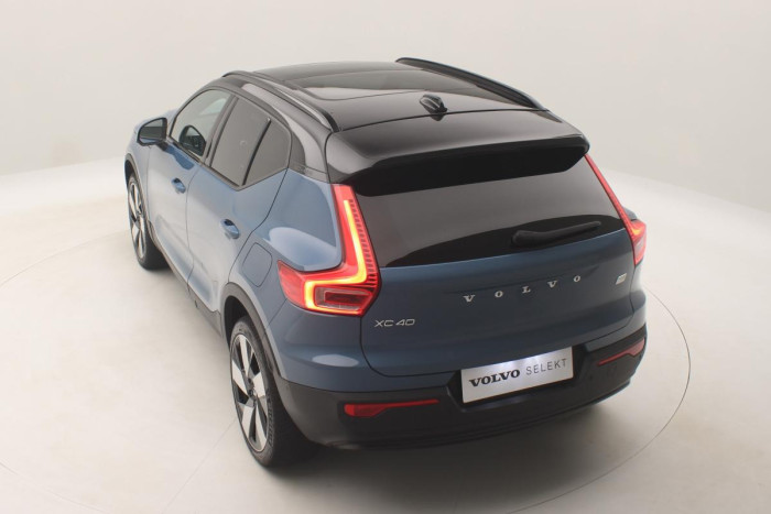 Volvo C40 AWD ULTIMATE Twin REZERVACE