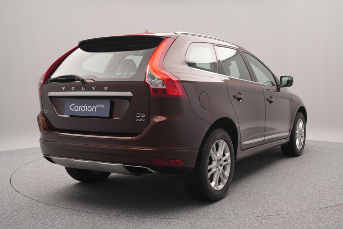 Volvo XC60 D5 AWD SUMMUM REZERVACE 2.4 d Summum