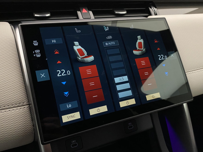 Land Rover Discovery Sport D200 R-DYNAMIC SE AWD AUT 2.0 d Dynamic SE