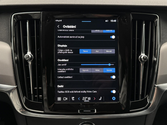 Volvo V90 T6 AWD RECHARGE DARK 1.maj