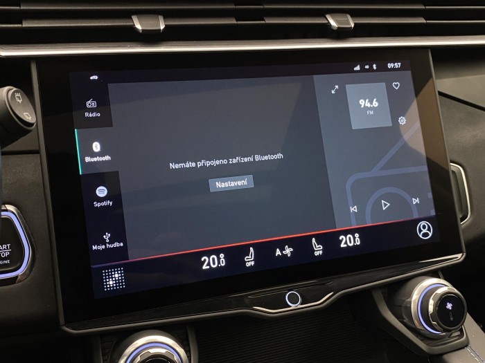 Lynk & Co 01 MORE PHEV