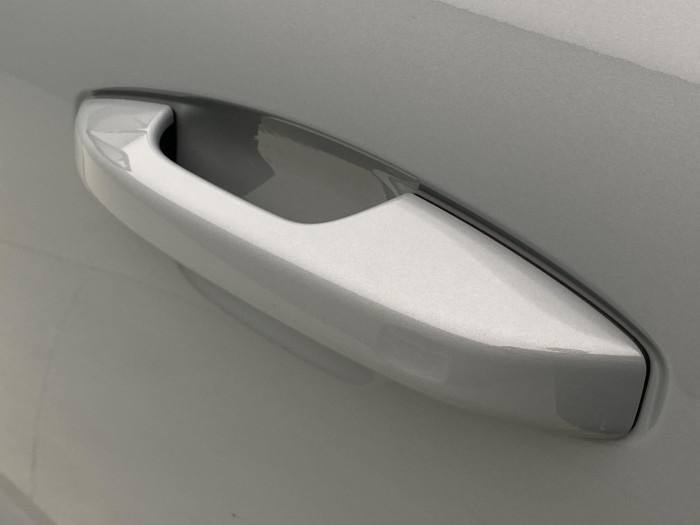 Volvo XC40 B3 AUT PLUS BLACK EDITION