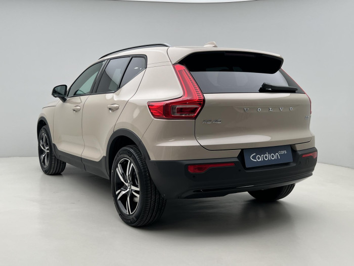 Volvo XC40 B3 DARK PLUS AUT