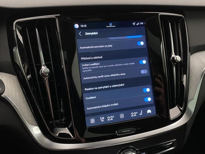 Volvo V60 B4 AUT BRIGHT PLUS