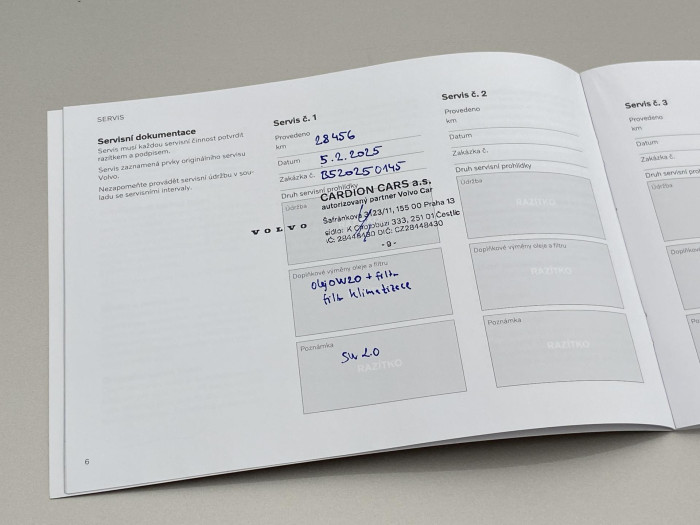 Volvo XC60 B4 AWD PLUS DARK AUT CZ