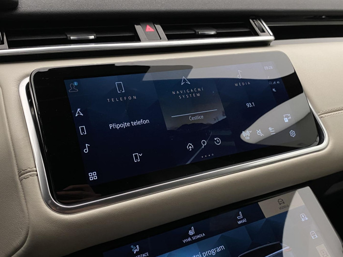 Land Rover Range Rover Velar D300 R-DYNAMIC HSE REZERVACE 3.0 d Dynamic