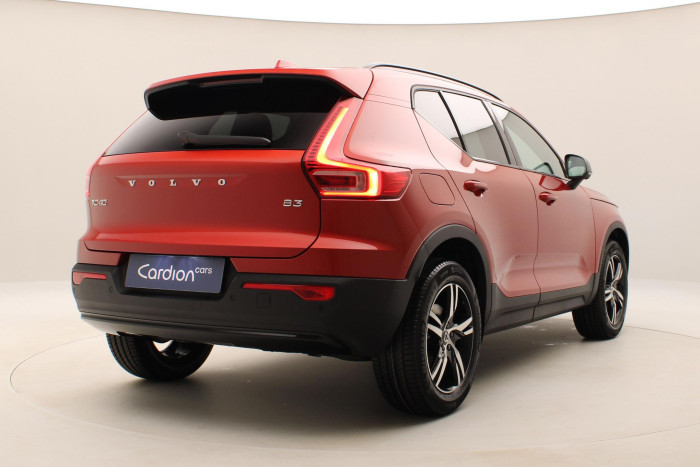 Volvo XC40 B3 AUT DARK PLUS