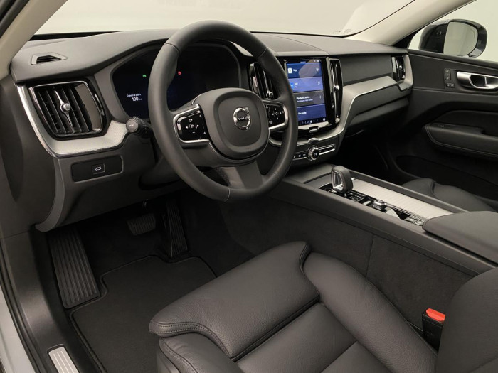 Volvo XC60 B4 AWD AUT DARK PLUS 2.0 Plus