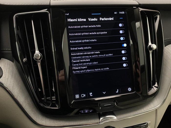 Volvo XC60 B4 AWD AUT DARK ULTIMATE