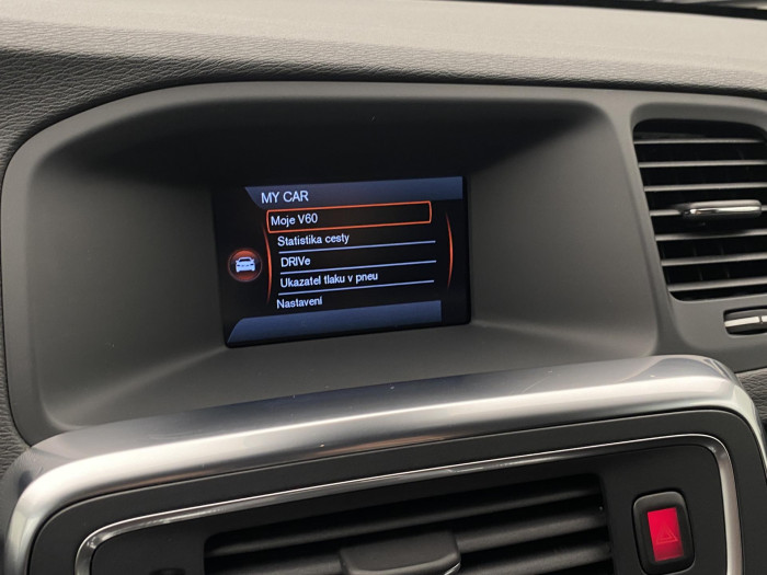 Volvo V60 D3 MOMENTUM CZ 2.0 d Momentum