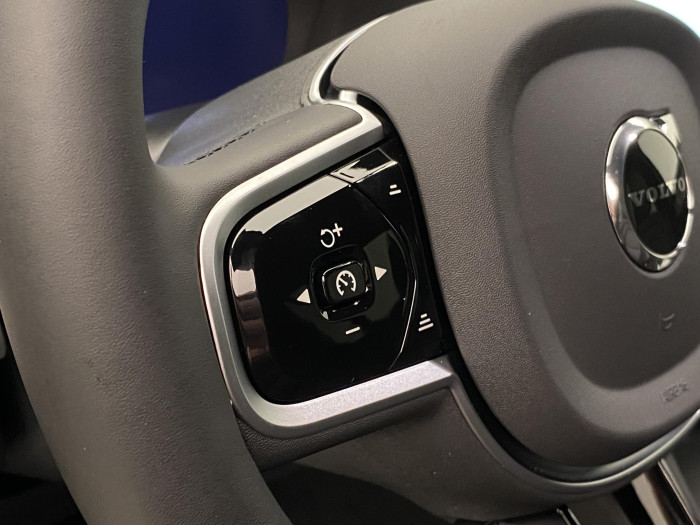 Volvo XC90 B5 AWD BLACK EDITION PLUS 7m