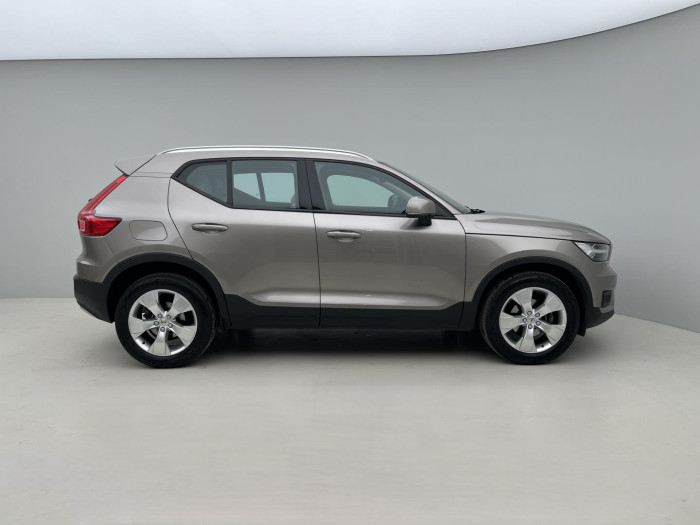 Volvo XC40 T2 MOMENTUM 1.maj. 1.5 Momentum