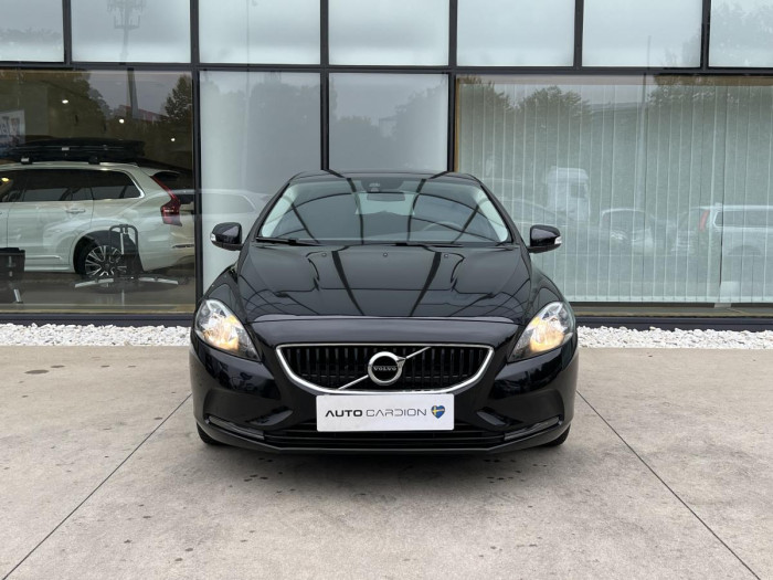 Volvo V40 D2 NAVIGACE 1.maj. 2.0 d