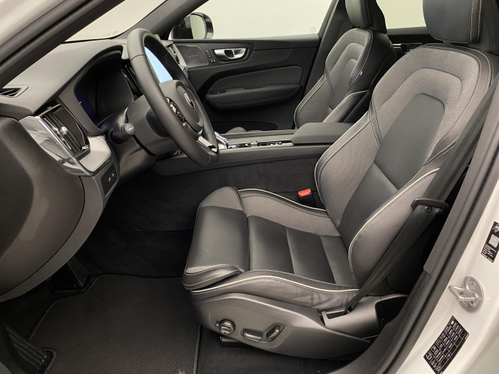 Volvo XC60 T6 AWD PLUS BLACK EDITION CZ