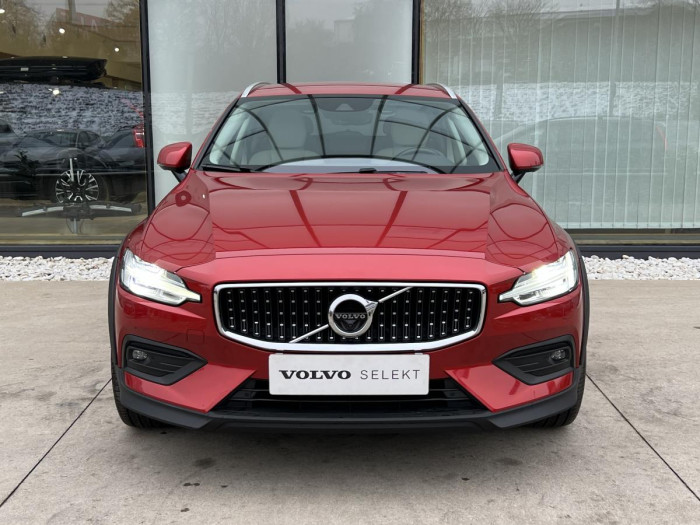 Volvo V60 CROSS COUNTRY D4 AWD Aut 1.maj 2.0 d
