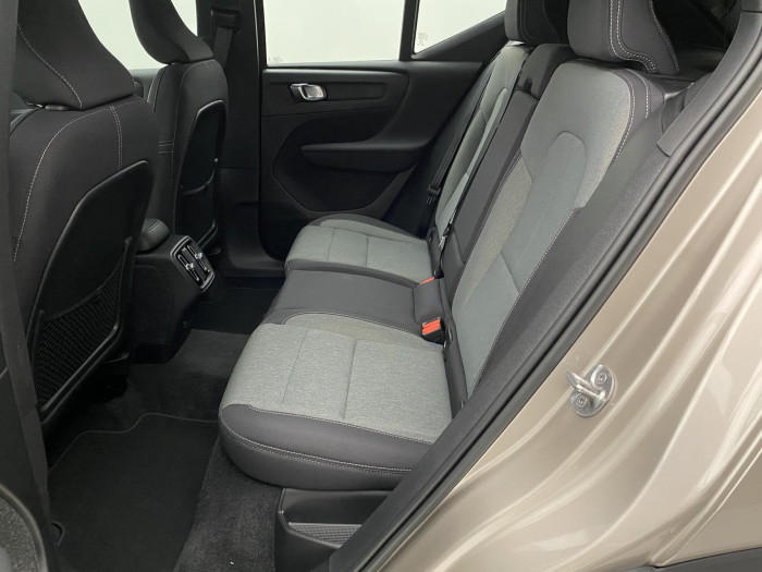 Volvo XC40 B3 CORE AUT CZ 1.maj