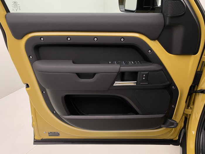 Land Rover Defender 110 D350 TROPHY EDITION 3.0 d Edition