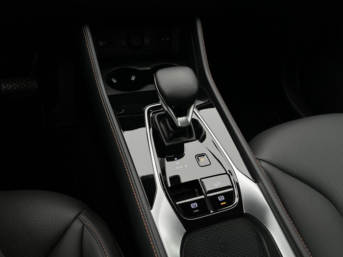 MG HS 1.5 TGI EXCLUSIVE AUT CZ 1.maj 1.5 Exclusive