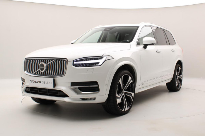 Volvo XC90 B5 AWD ULTIMATE REZERVACE