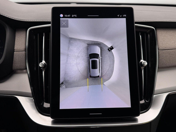 Volvo XC90 B5 AWD CORE AUT CZ 1.maj