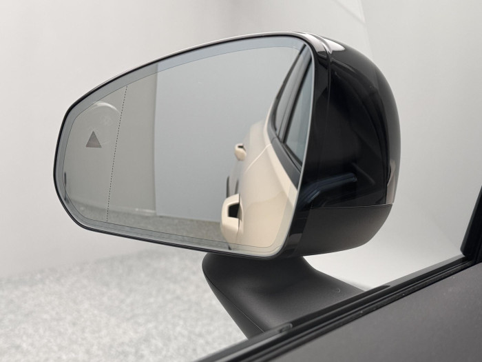 Volvo EX30 CROSS COUNTRY TWIN ULTRA