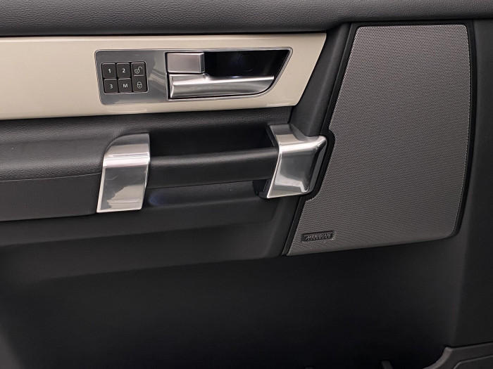 Land Rover Discovery SDV6 AWD AUT CZ REZERVACE