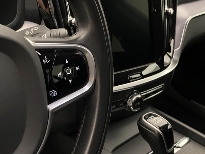 Volvo V60 D3 MOMENTUM NAVIGACE 2.0 d Momentum
