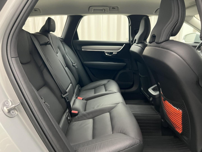 Volvo V90 B4 CORE Aut