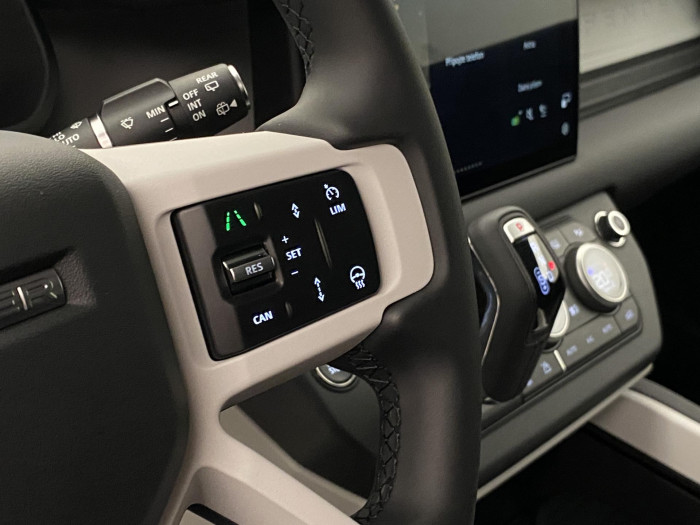 Land Rover Defender 110 D200 S AWD AUT 3.0 d