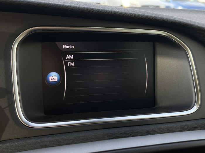 Volvo V40 D2 NAVIGACE Aut 1.maj. 2.0 d