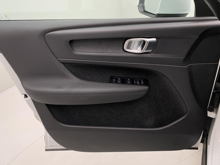 Volvo XC40 T2 MOMENTUM CORE AUT CZ 1.5 Momentum