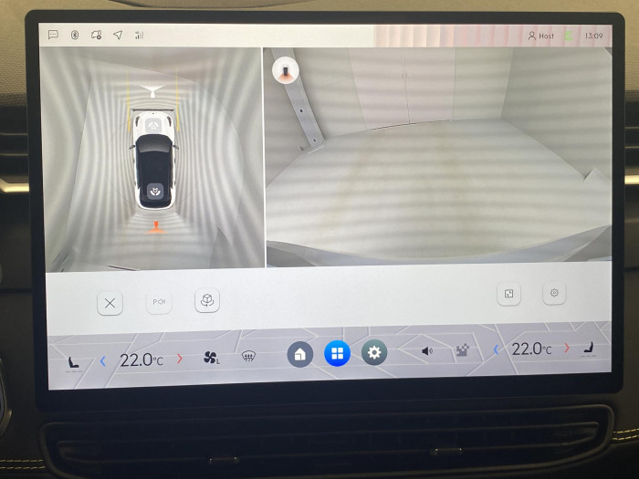 Lynk & Co 01 01 MORE PHEV DEMO