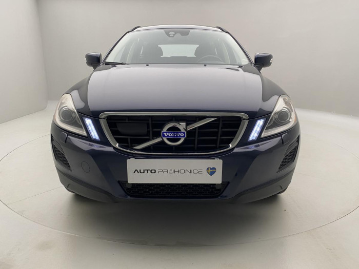 Volvo XC60 D5 AWD MOMENTUM REZERVACE 2.4 d Momentum