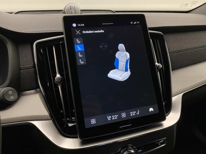 Volvo XC90 B5 AWD BLACK EDITION PLUS 7